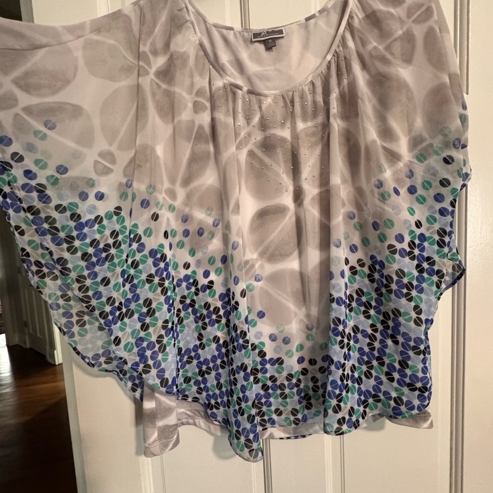 JM Collection White and Blue Patterned Blouse